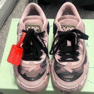 Off White c/o Virgil Abloh Pink & Black Sneakers